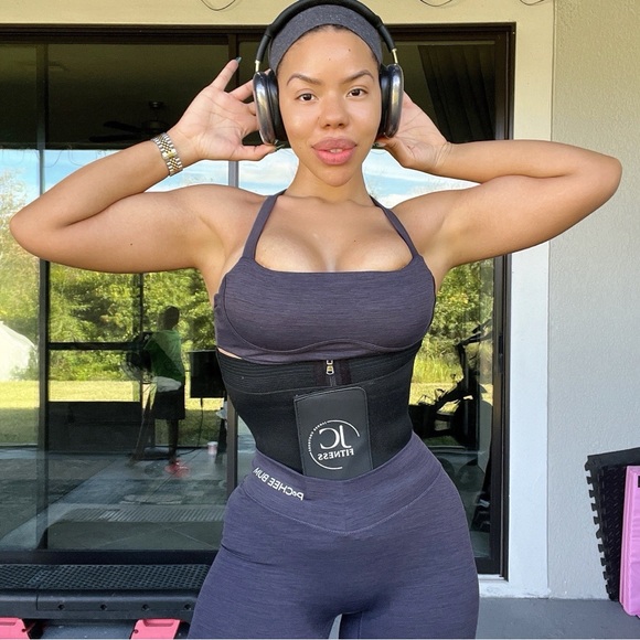 Waist Trainer - Picture 6 of 6